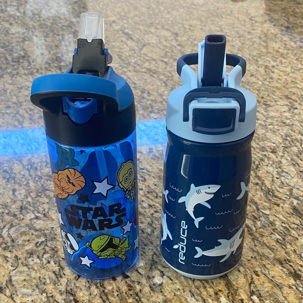 Bundle Star Wars  and Shark Kids Water Bottle